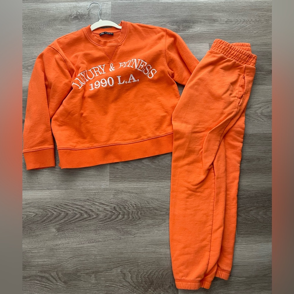 Orange Sweatshirt and Joggers Set Size S